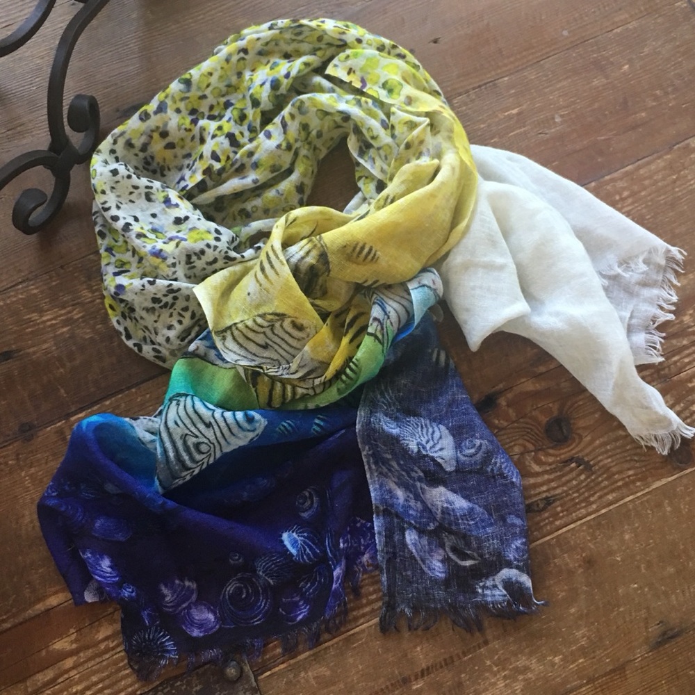 NWOT. Summer, Gauzy Wrap - Pareo